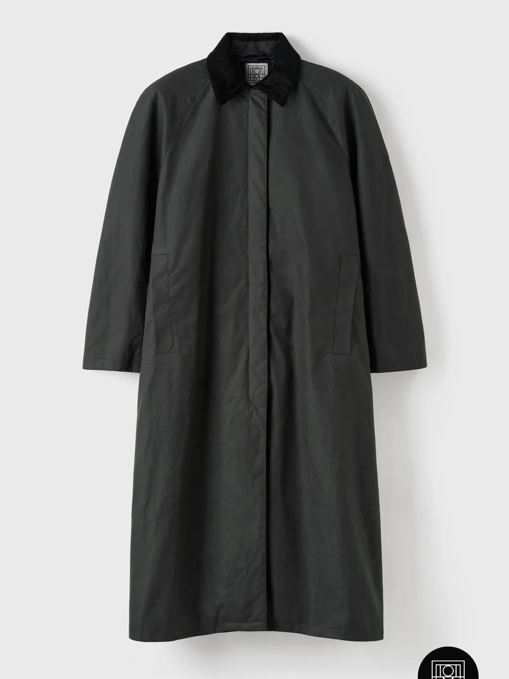 Toteme Women’s Black Waxed Cotton Long Country Coat with Corduroy Collar